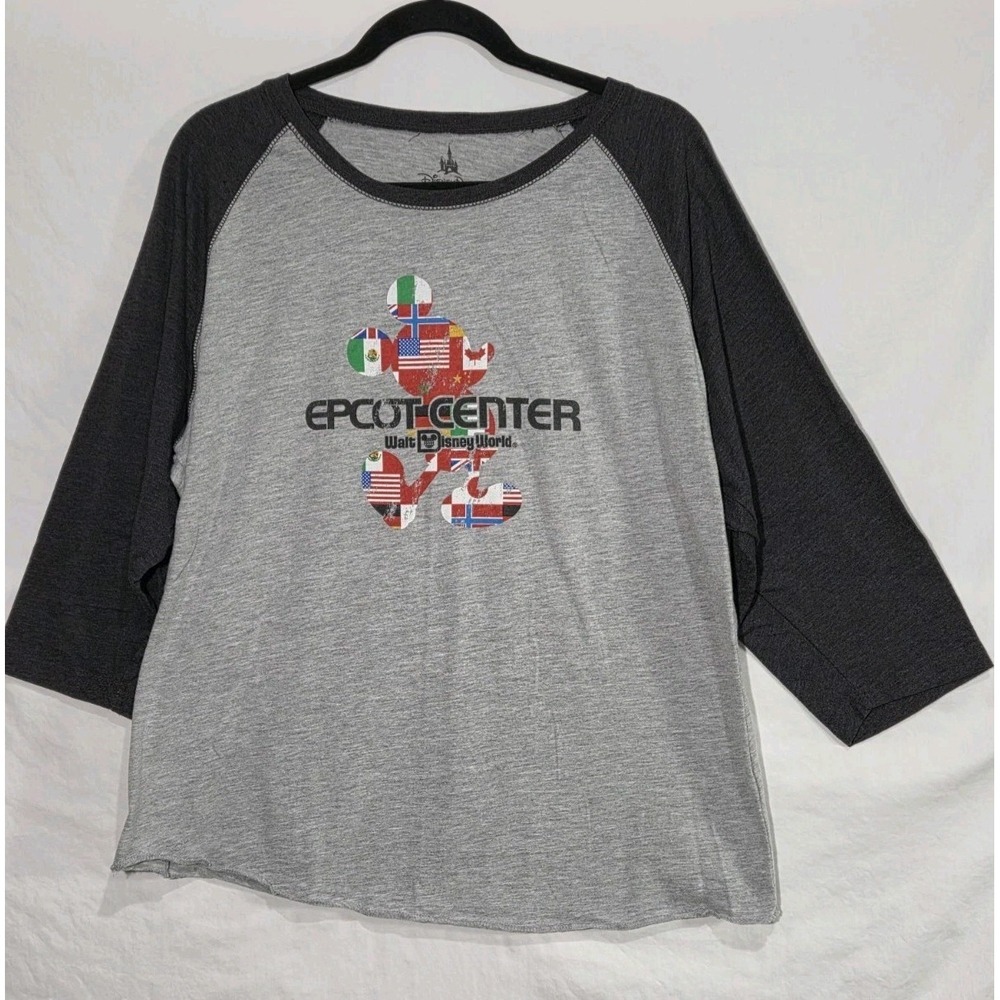 Disney Parks‎ EPCOT Center Raglan Tee XL Gray Mickey World Showcase Flags